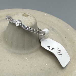 Elegant Silver Women's Ring